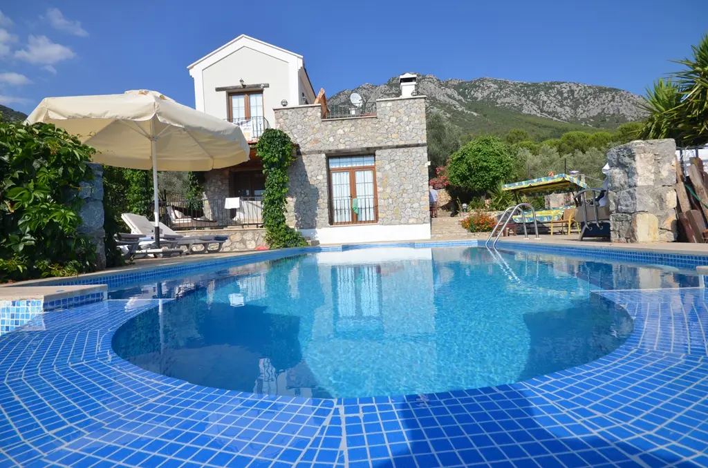 Uzumlu villa